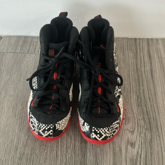Nike Boys sneakers